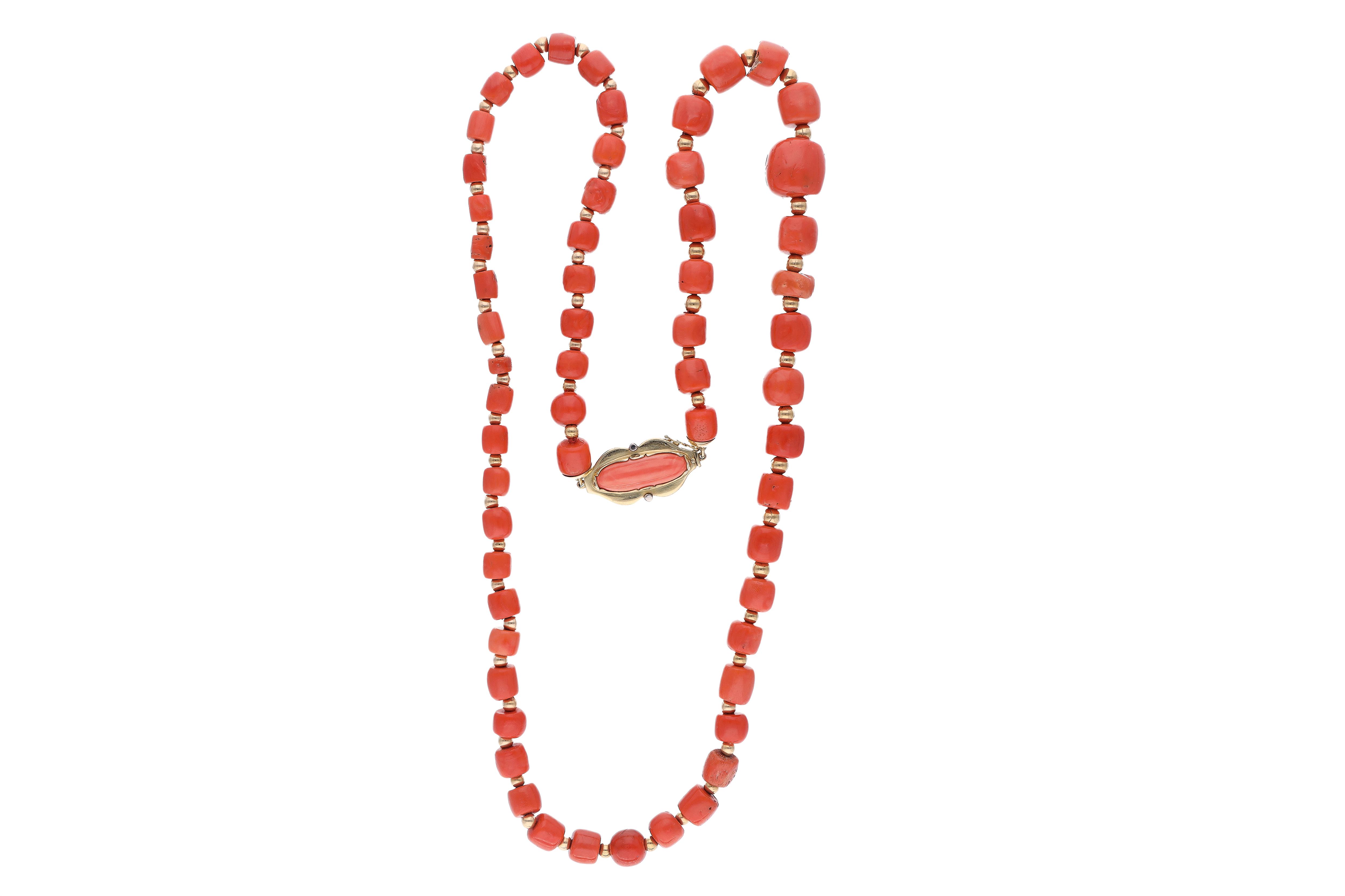Collana con corallo - Asta Preziosi