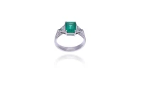 Anello con smeraldo e diamanti - Asta Preziosi