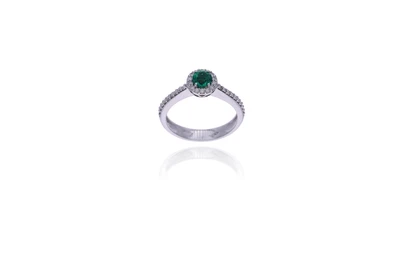 Anello con diamanti e smeraldo - Asta Preziosi