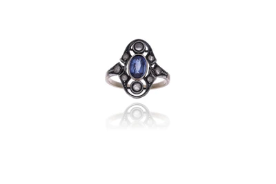 Anello con pietre - Asta Preziosi