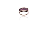 Anello con diamanti e rubini - Asta Preziosi
