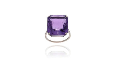 Anello con ametista - Asta Preziosi