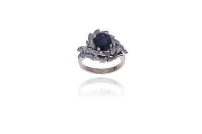 Anello con diamanti e zaffiro - Asta Preziosi