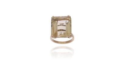 Anello con quarzo - Asta Preziosi