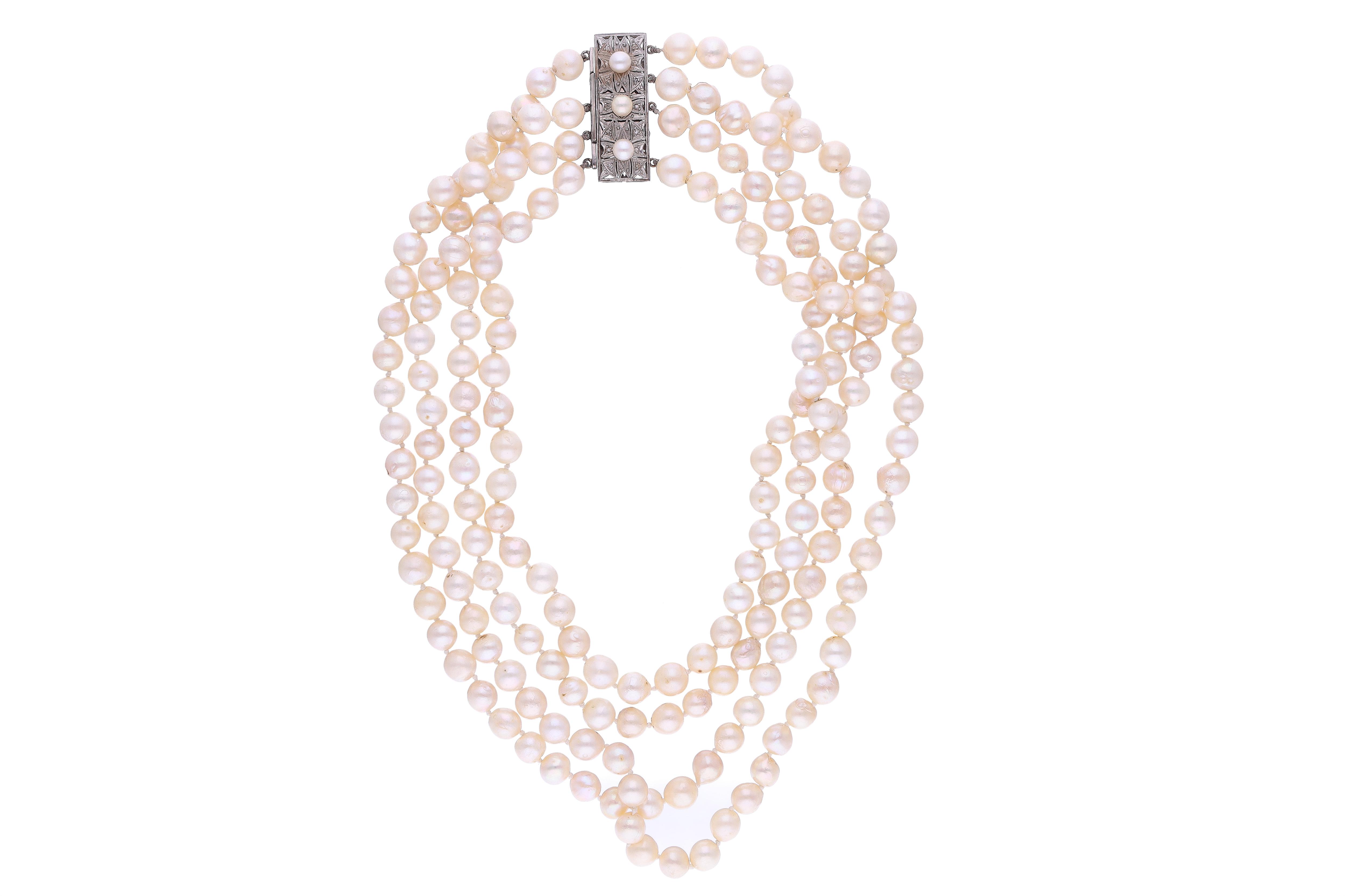 Collana di perle coltivate con diamanti - Asta Preziosi