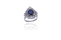 Anello con zaffiro e diamanti - Asta Preziosi Online Anello con zaffiro e diamanti - Asta Preziosi Online