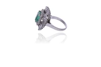 Anello con diamanti e smeraldo - Asta Preziosi Online Anello con diamanti e smeraldo - Asta Preziosi Online