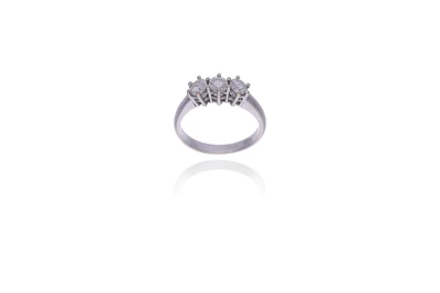 Anello con diamanti - Asta Preziosi Online Anello con diamanti - Asta Preziosi Online