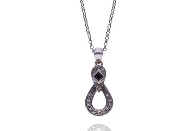 Collana con ciondolo con pietre - Asta Preziosi Online Collana con ciondolo con pietre - Asta Preziosi Online