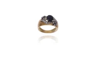 Anello con zaffiro e diamanti - Asta Preziosi Online Anello con zaffiro e diamanti - Asta Preziosi Online