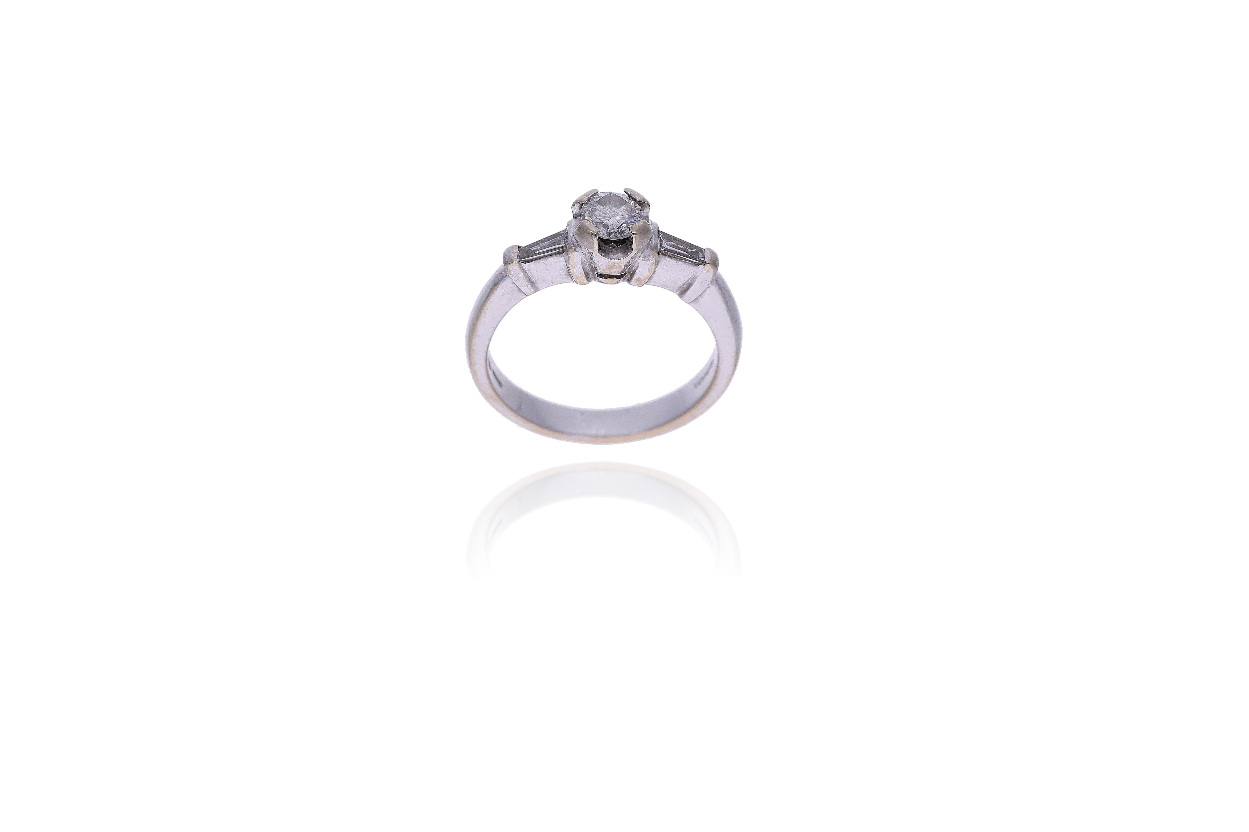 Maskada, anello con diamanti - Asta Preziosi Online