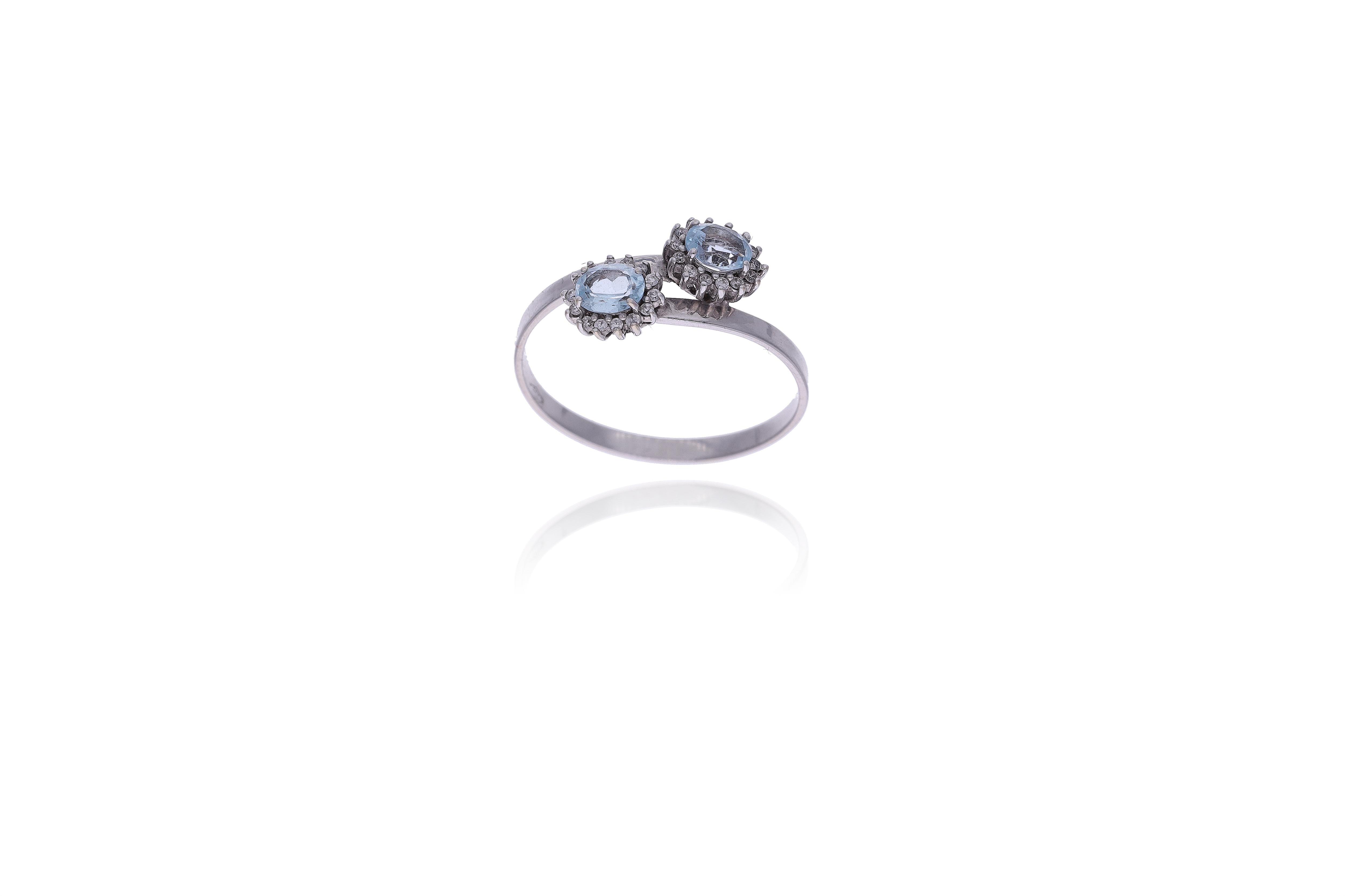 Anello con acquemarine e diamanti - Asta Preziosi Online
