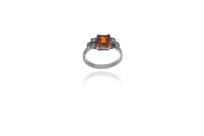 Anello con quarzo e diamanti - Asta Preziosi Online Anello con quarzo e diamanti - Asta Preziosi Online
