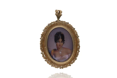 Spilla/Ciondolo portaritratto con diamanti - Asta Preziosi Online Spilla/Ciondolo portaritratto con diamanti - Asta Preziosi Online