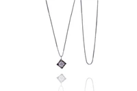 Due collane con diamante - Asta Preziosi Online