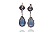 Paio di orecchini con topazi e diamanti - Asta Preziosi Online