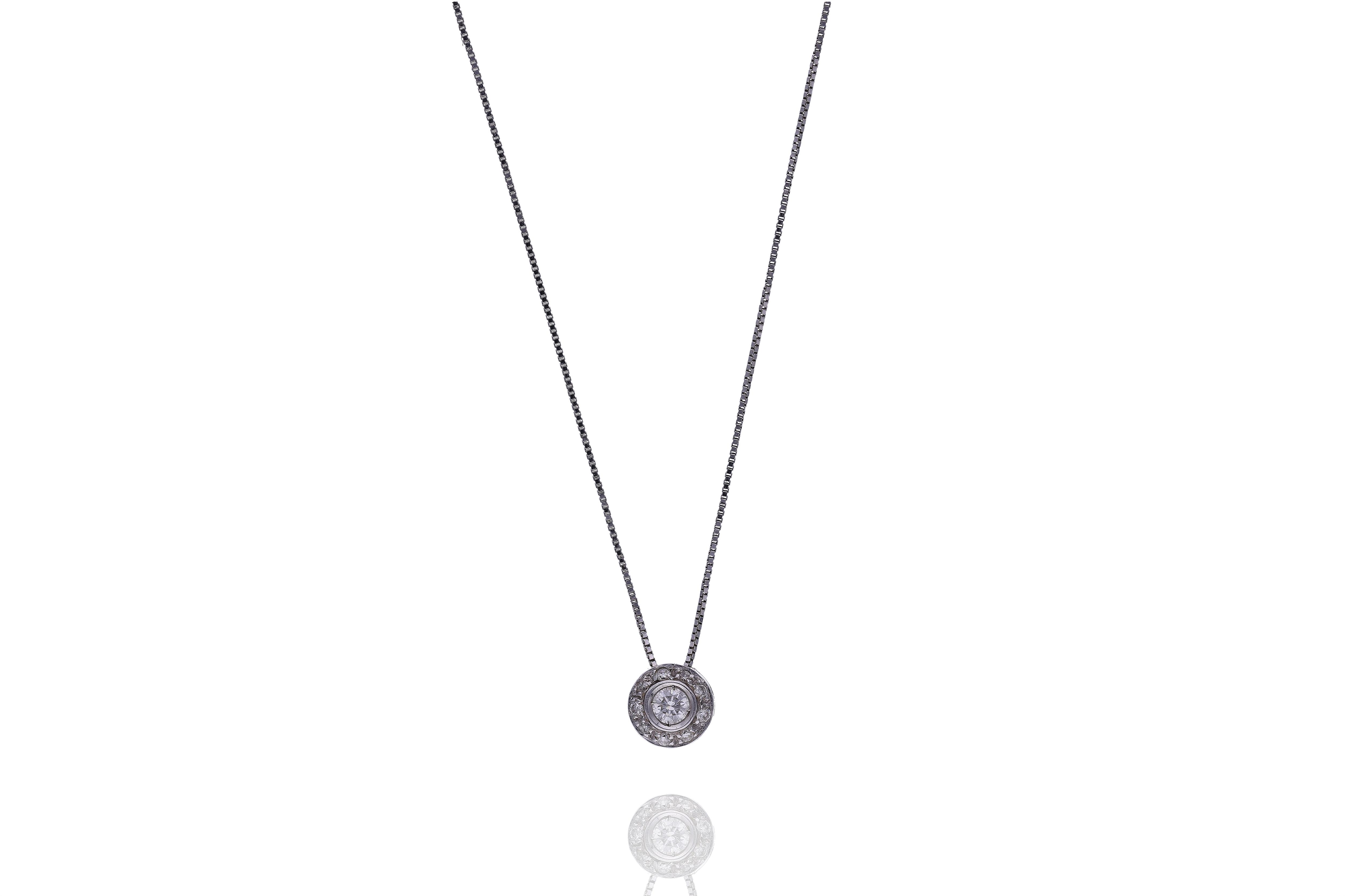 Collana con centrale con diamanti - Asta Preziosi Online