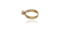 Anello con diamante - Asta Preziosi Online