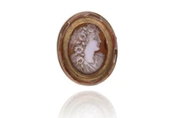 Massimo Maria Melis, spilla con cammeo - Asta Preziosi Online