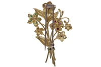 Spilla con zaffiro, rubini e smeraldi - Asta Preziosi Online