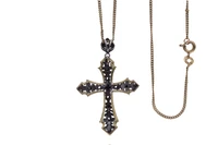 Collana con ciondolo con diamanti e zaffiro - Asta Preziosi Online