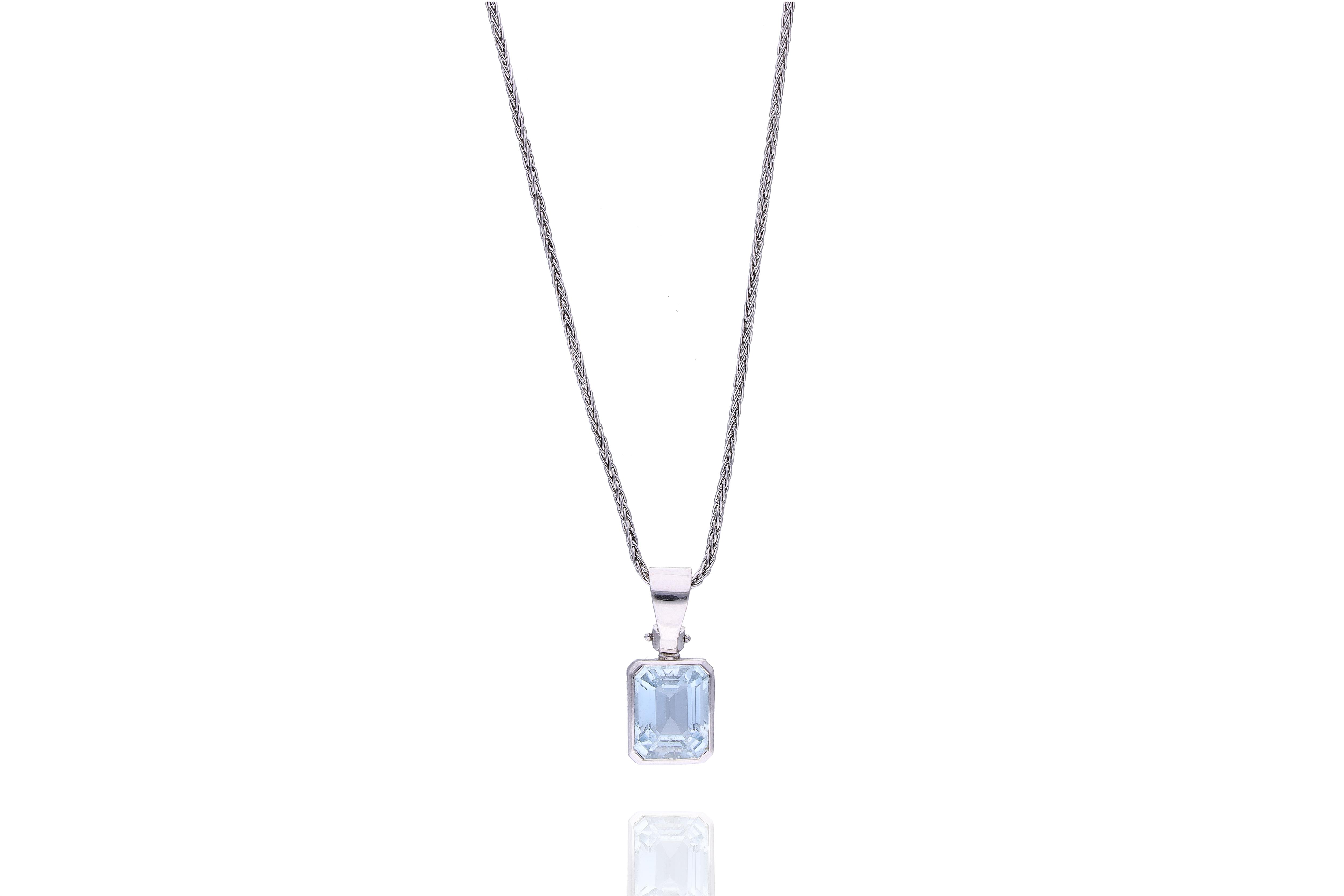 Damiani, collana con pendente con acquamarina - Asta Preziosi Online