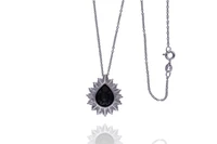 Collana e ciondolo con diamanti e diopside - Asta Preziosi Online