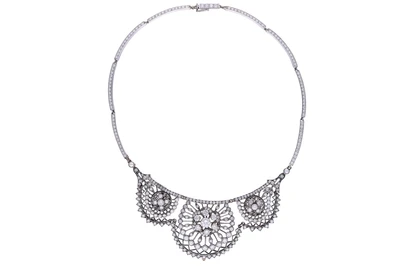 Collana con diamanti e perle coltivate - Asta Preziosi Online