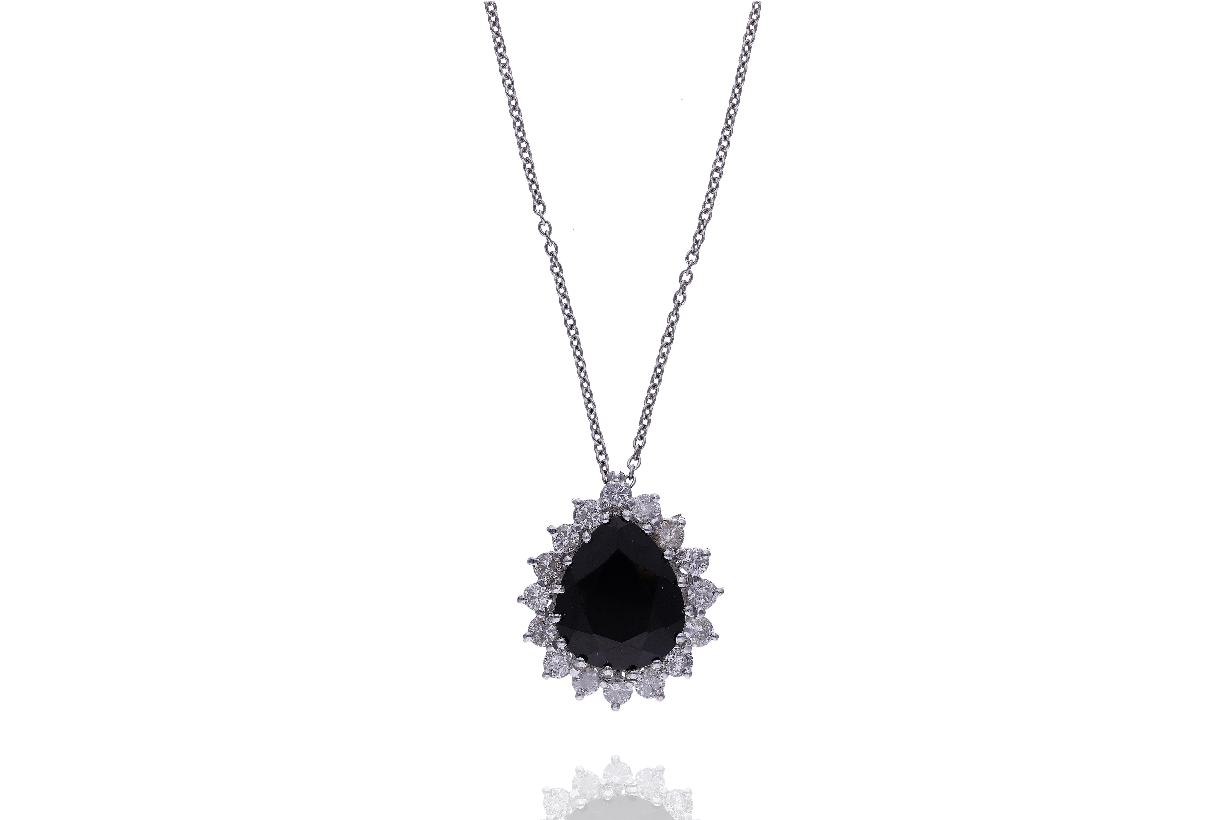 Collana e ciondolo con diamanti e diopside - Asta Preziosi Online
