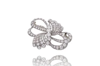 Spilla con diamanti - Asta Preziosi Online