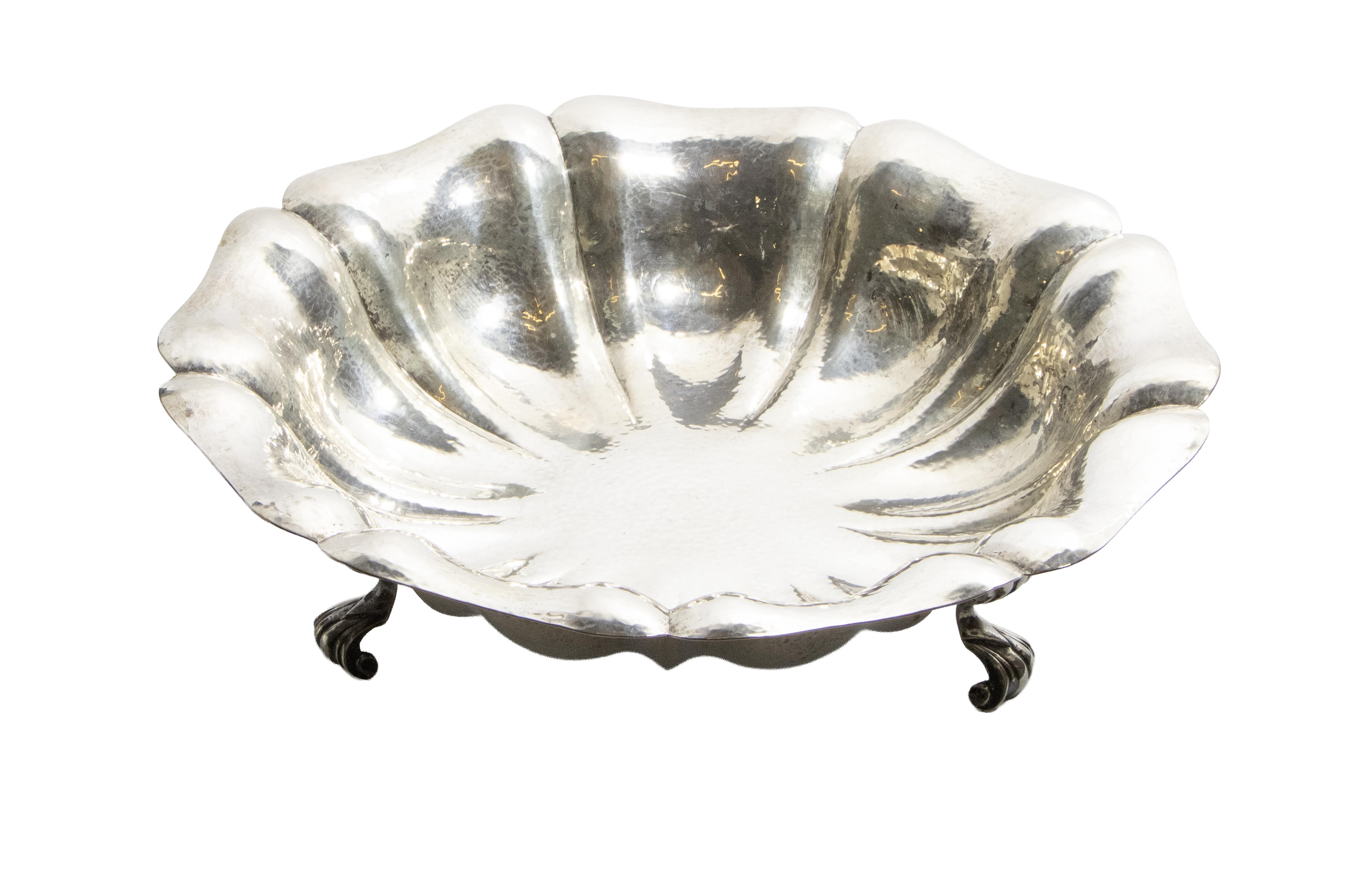 Centro in argento - Asta Preziosi Online