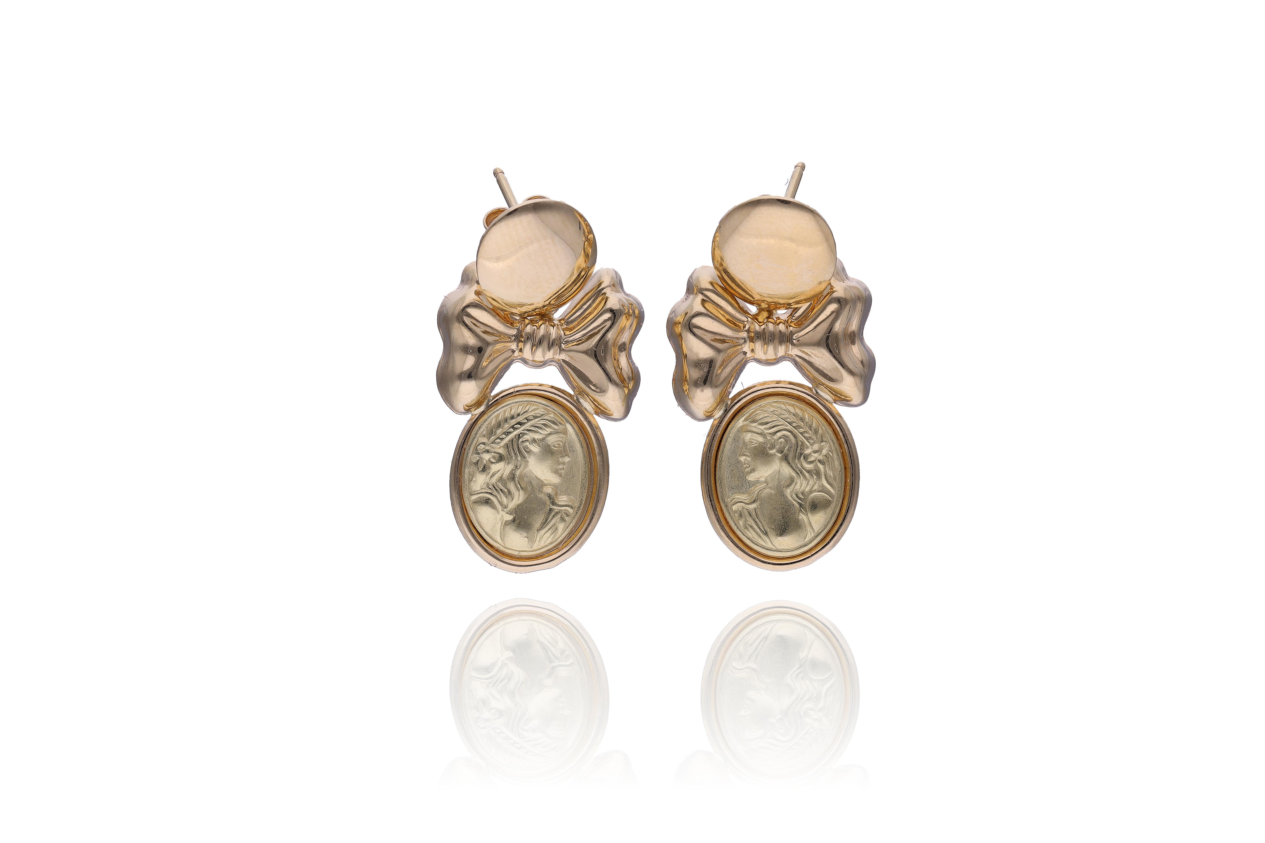 Orecchini in oro - Asta Preziosi Online