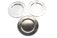 Tre sottopiatti in argento - Asta Preziosi Online