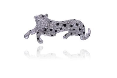 Spilla con diamanti e smalti - Asta Preziosi Online