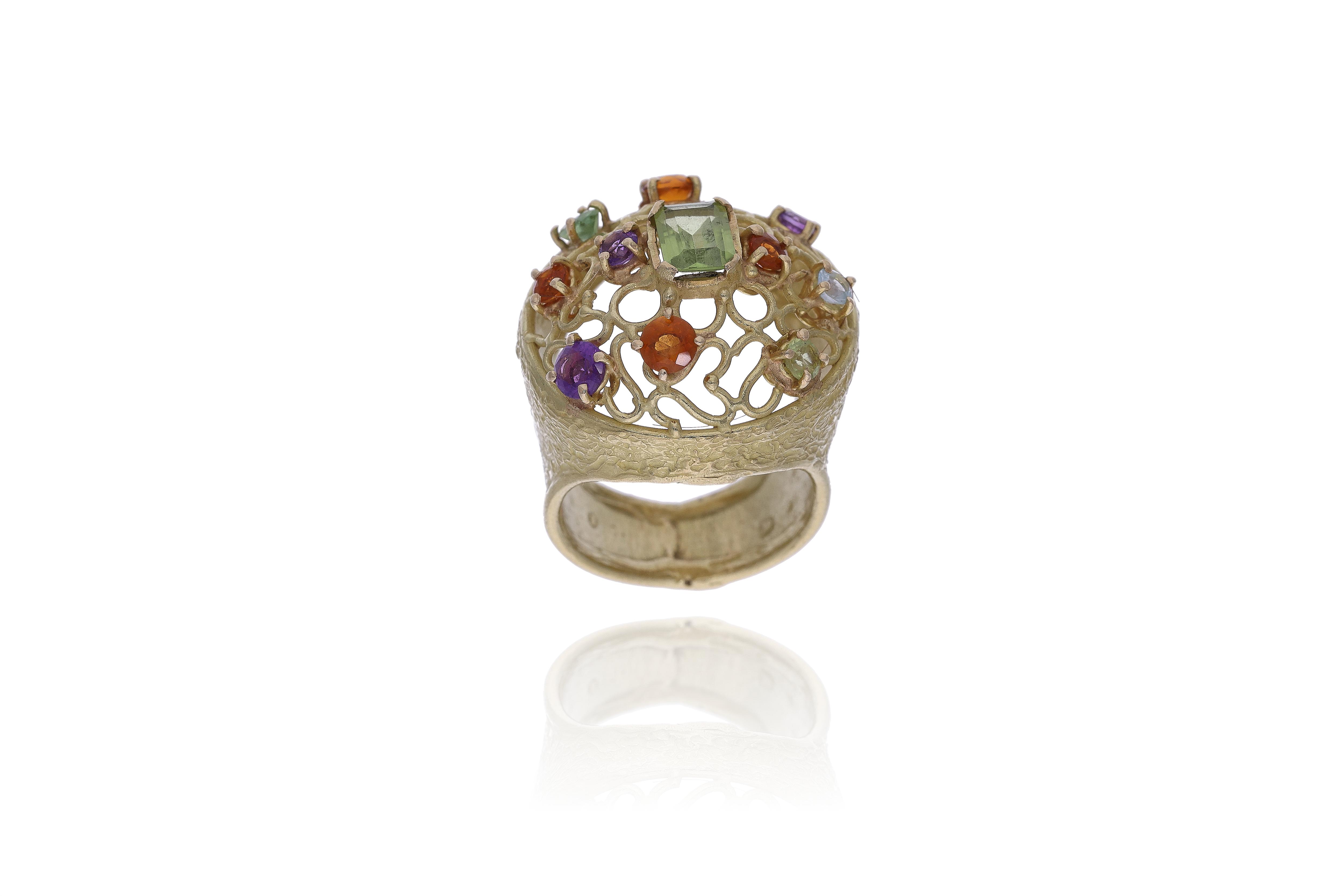 Anello con peridoto, ametiste, quarzi e pietre - Asta Preziosi Online