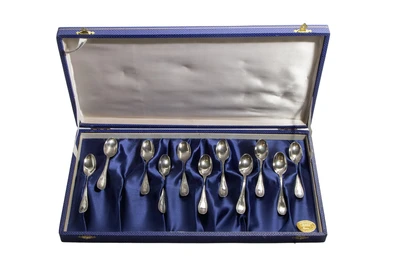 Undici cucchiaini in argento - Asta Preziosi Online