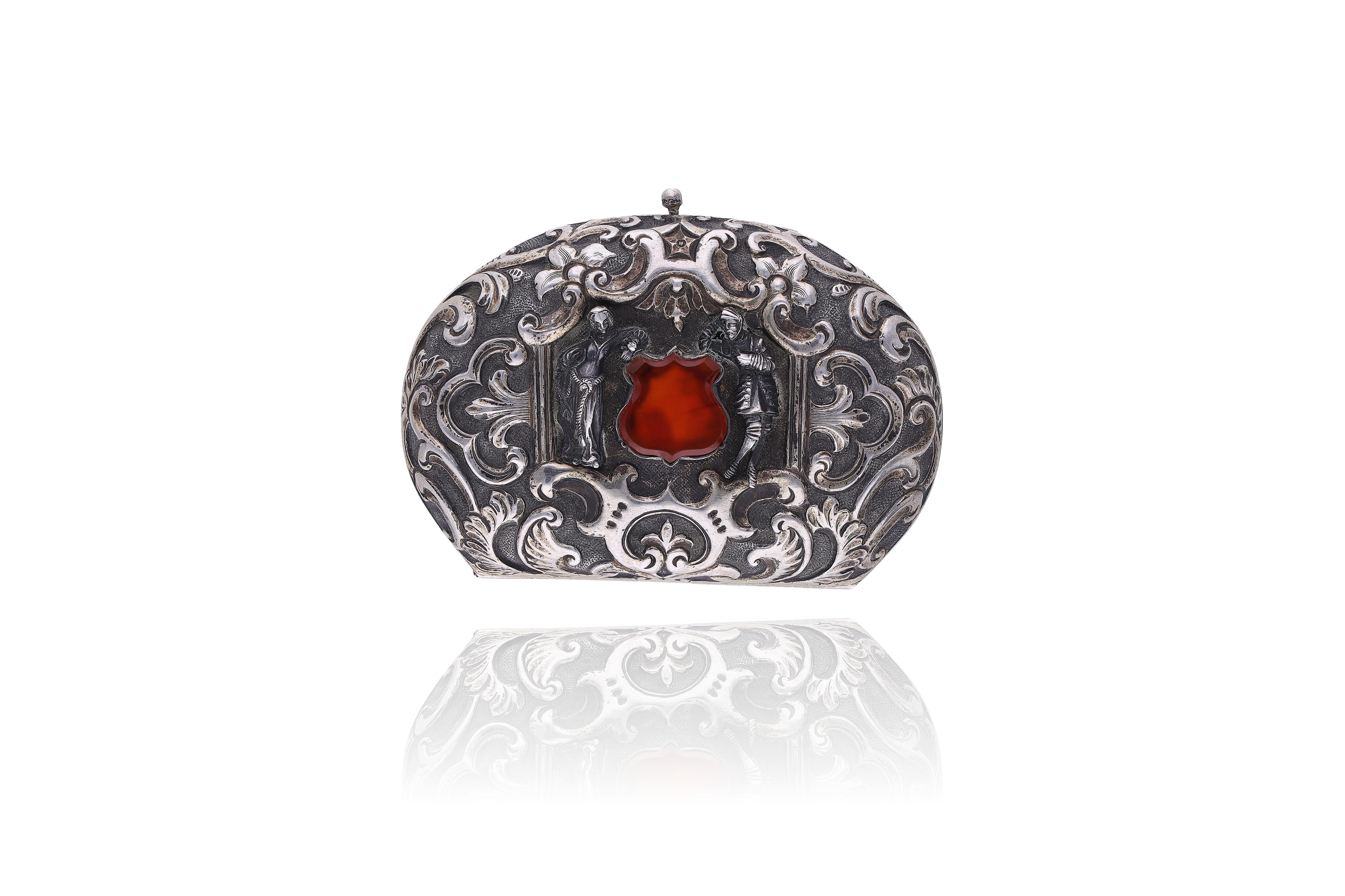 Scatolina in argento con pietra dura - Asta Preziosi Online