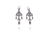 Orecchini pendenti con diamanti - Asta Preziosi