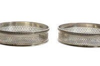 Zaramella, due sotto bottiglia e cucchiaino in argento 800 - Asta Preziosi Online