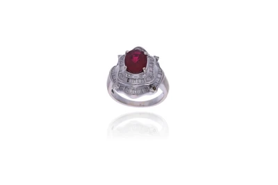 Anello con diamanti e pietra - Asta Preziosi Online