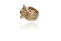 Anello con diamanti e pietra - Asta Preziosi