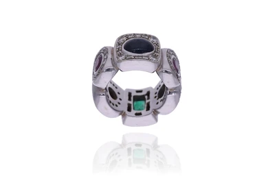 Anello con diamanti, zaffiri, rubini e smeraldo - Asta Preziosi Online