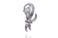 Spilla con diamanti - Asta Preziosi