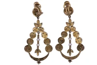 Orecchini con zaffiri, rubini e perle coltivate - Asta Preziosi