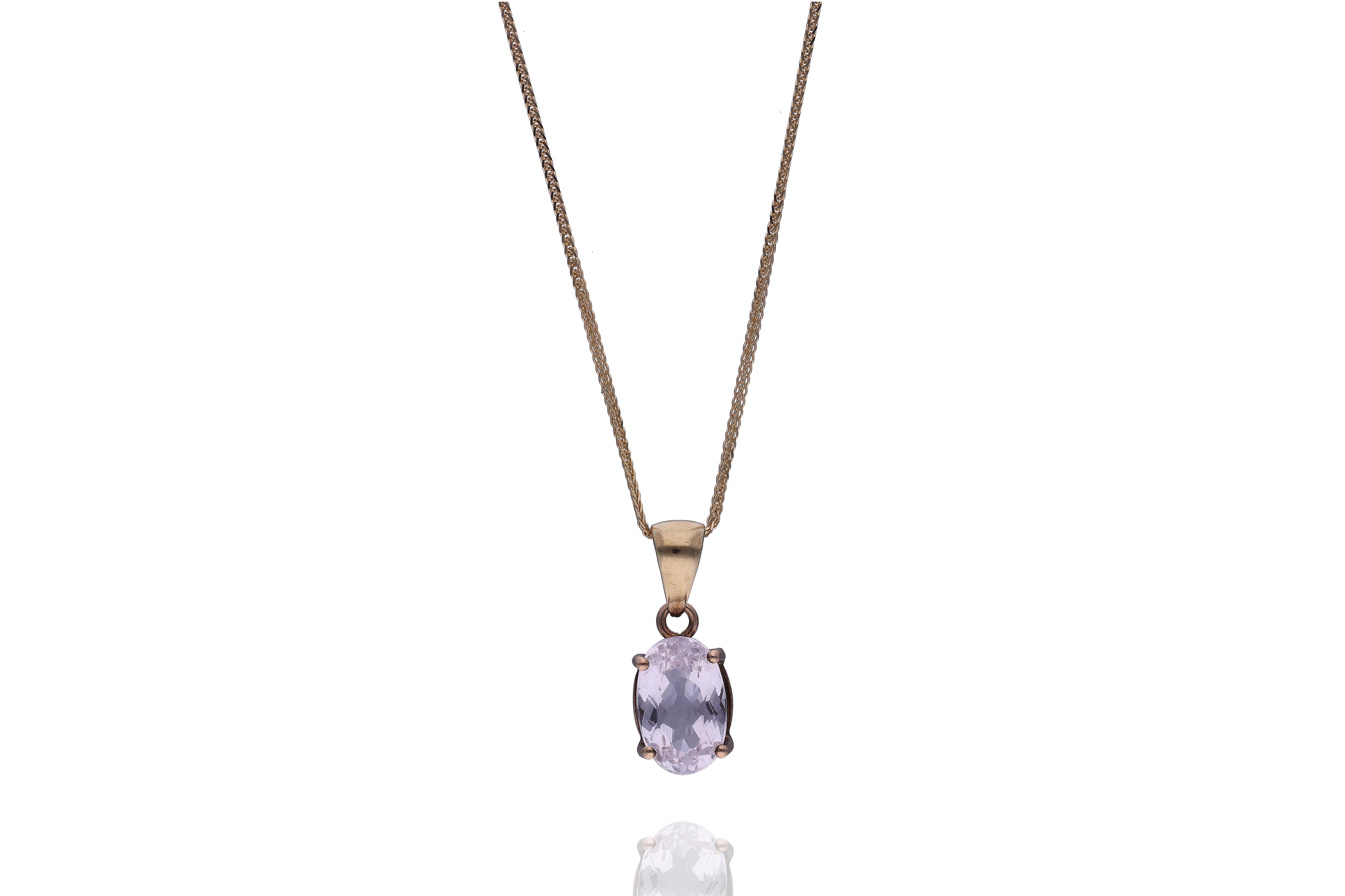 Collana con ciondolo con kunzite - Asta Preziosi