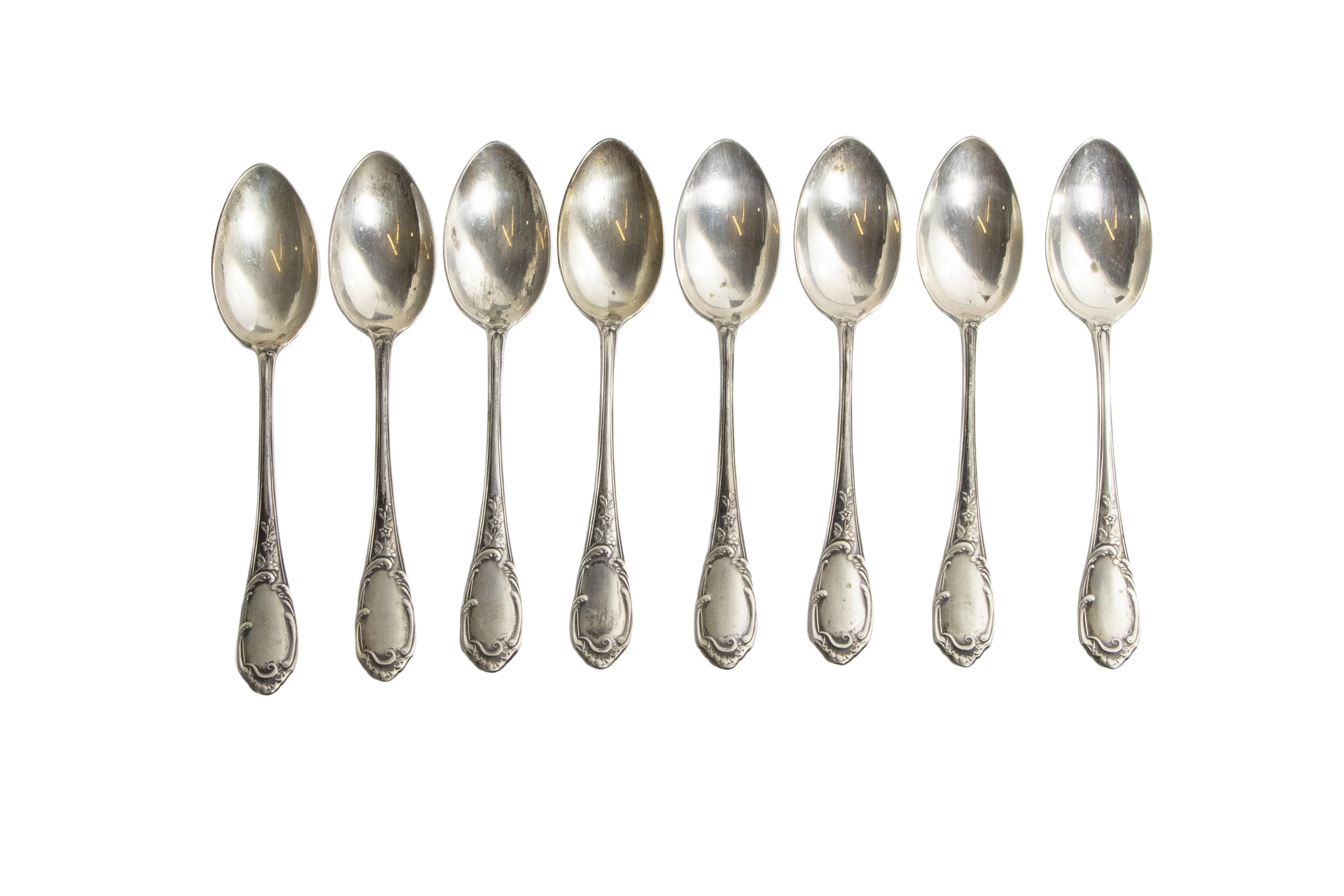 Otto cucchiaini in argento - Asta Preziosi