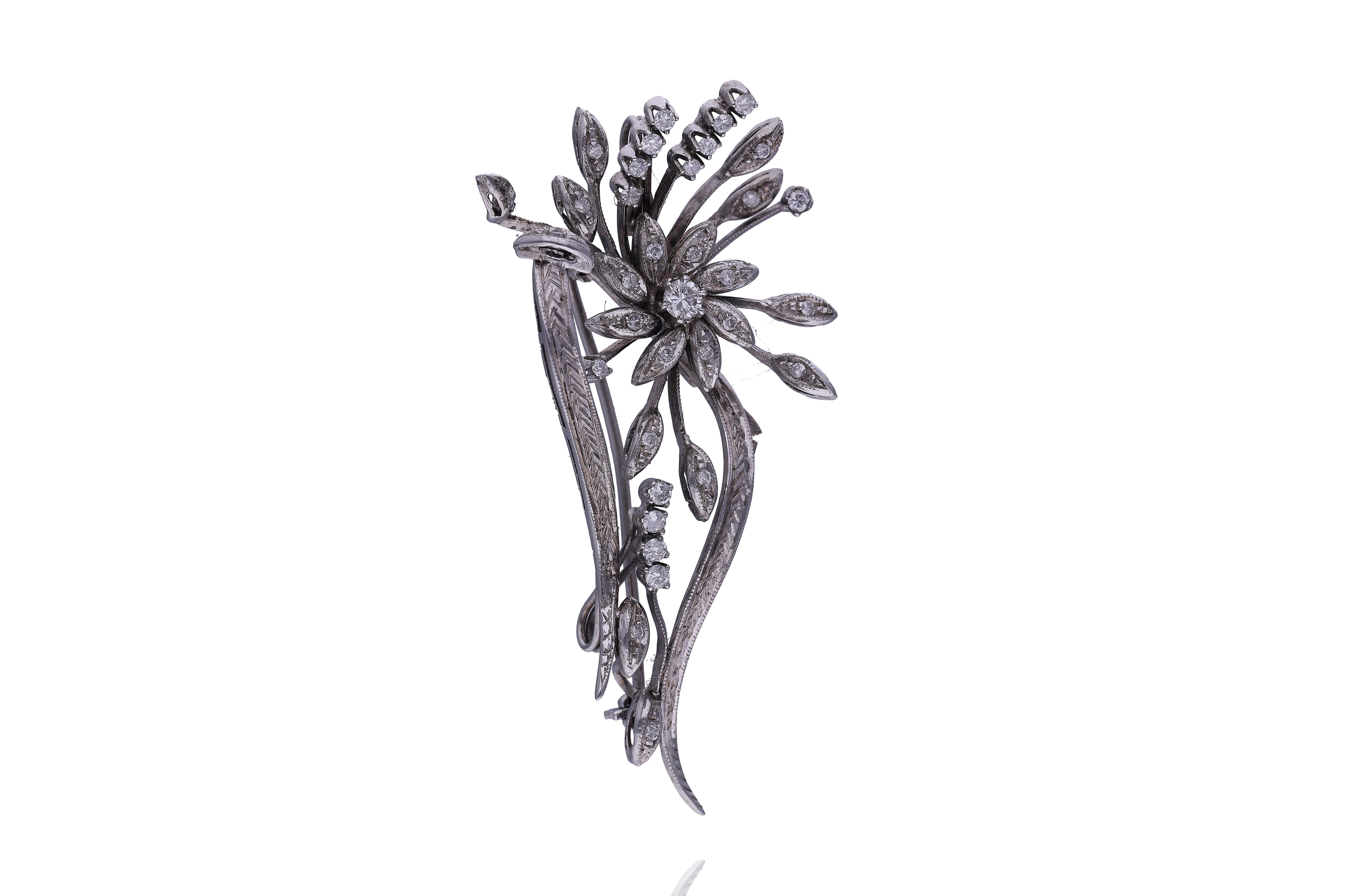Spilla/centrale con diamanti - Asta Preziosi