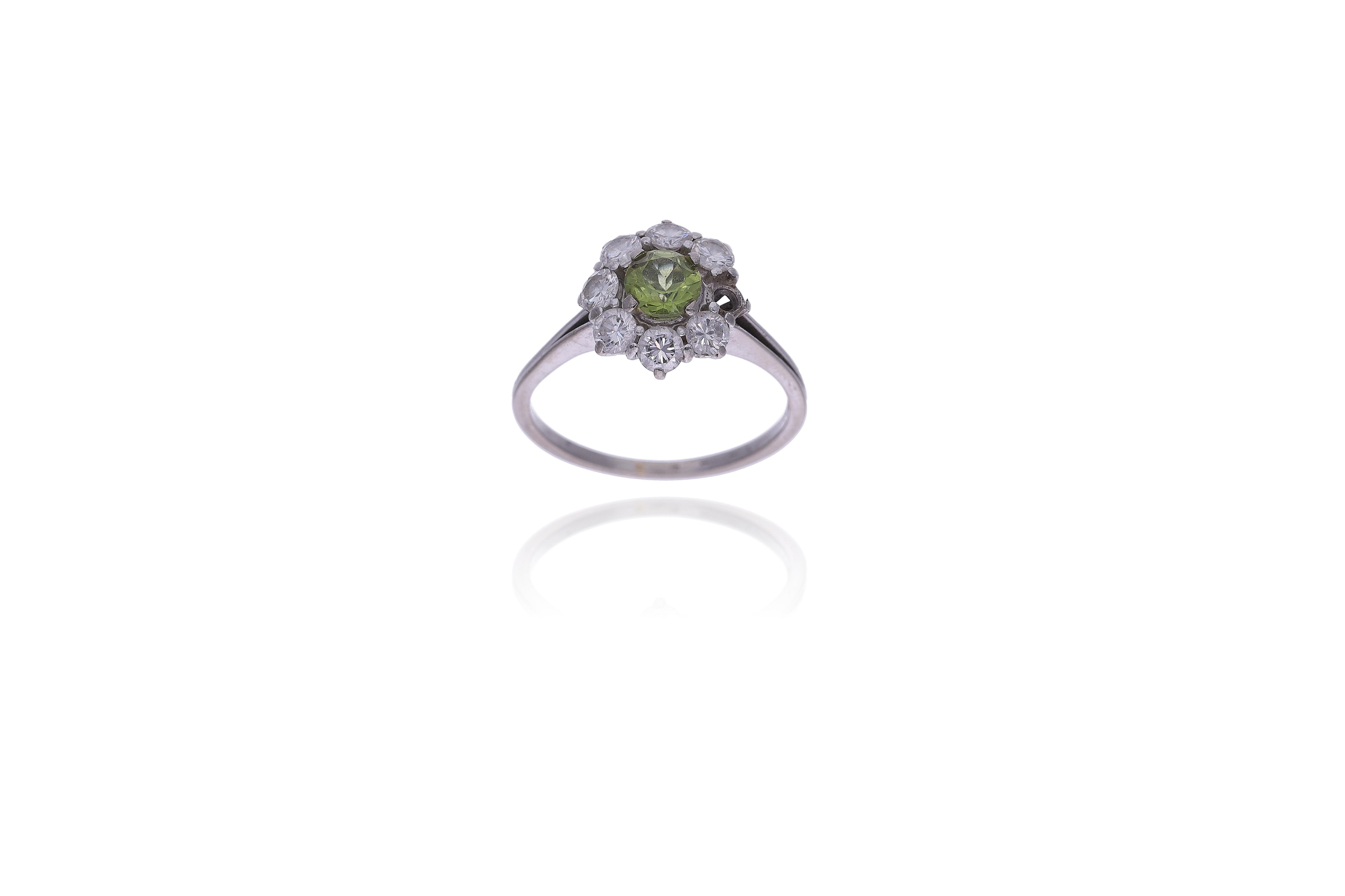 Anello con peridoto e diamanti - Asta Preziosi