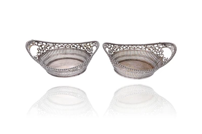 Coppia di cestini in argento - Asta Preziosi