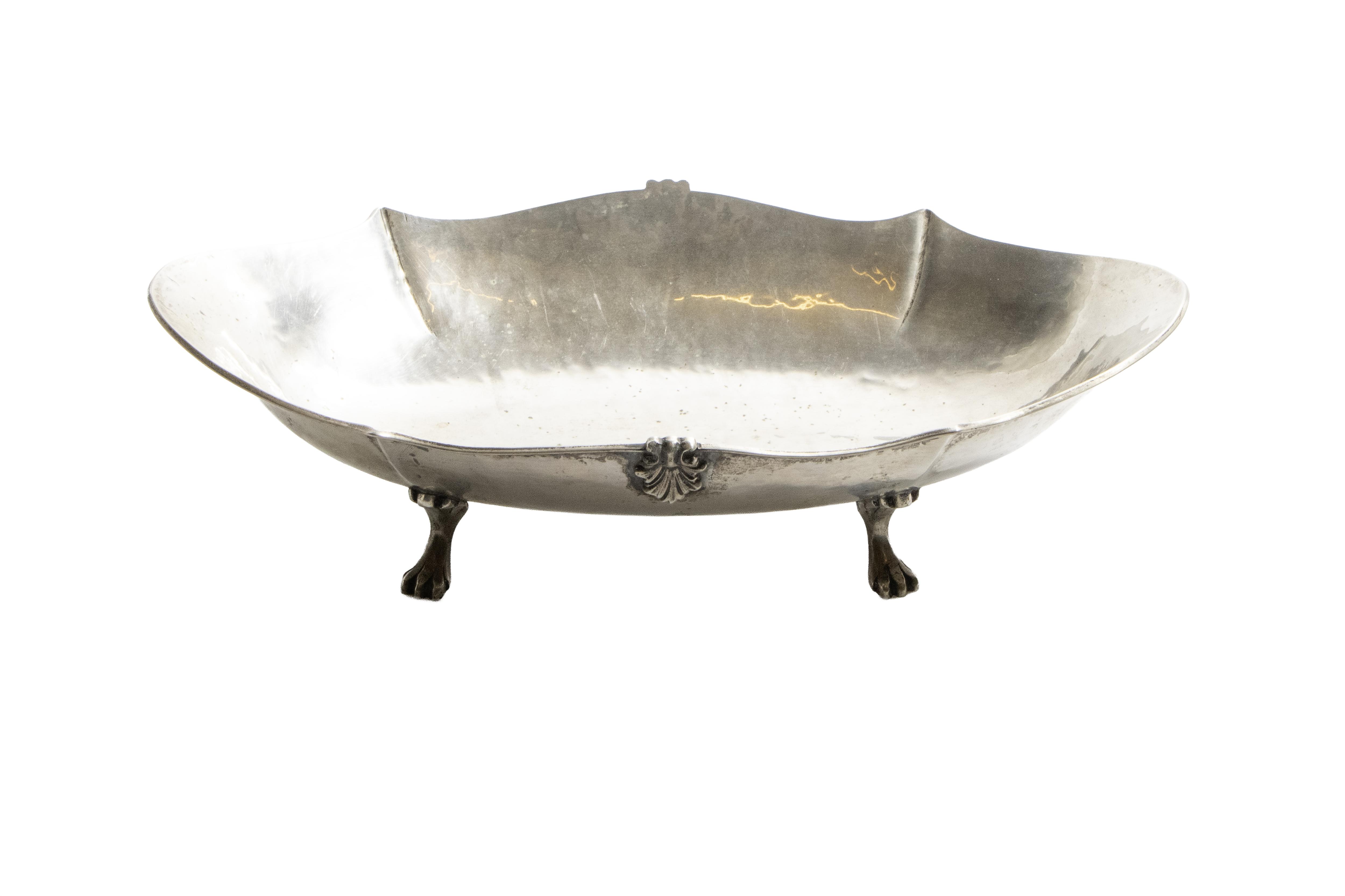 Centro in argento - Asta Preziosi